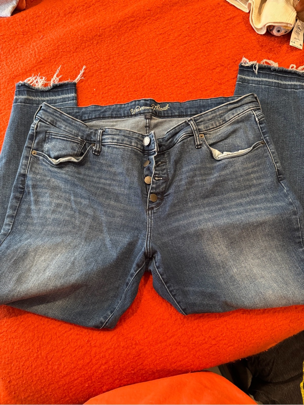 Universal Thread High-Rise Button-Fly Women’s Jeans - Blue 20WR